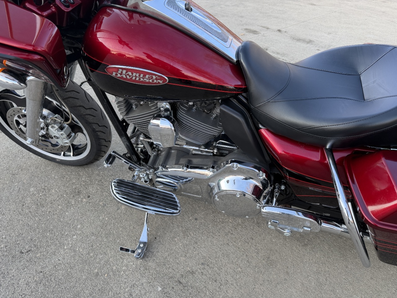 2011 Harley-Davidson FLHTRUSE CVO Road Glide Ultra